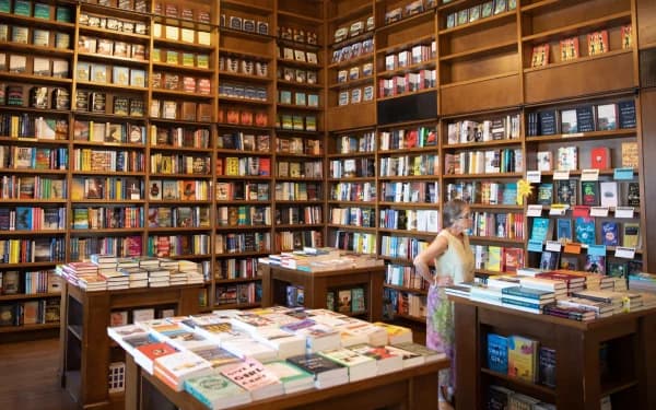 miamiandbeaches.com The Reading Party, Coral Gables