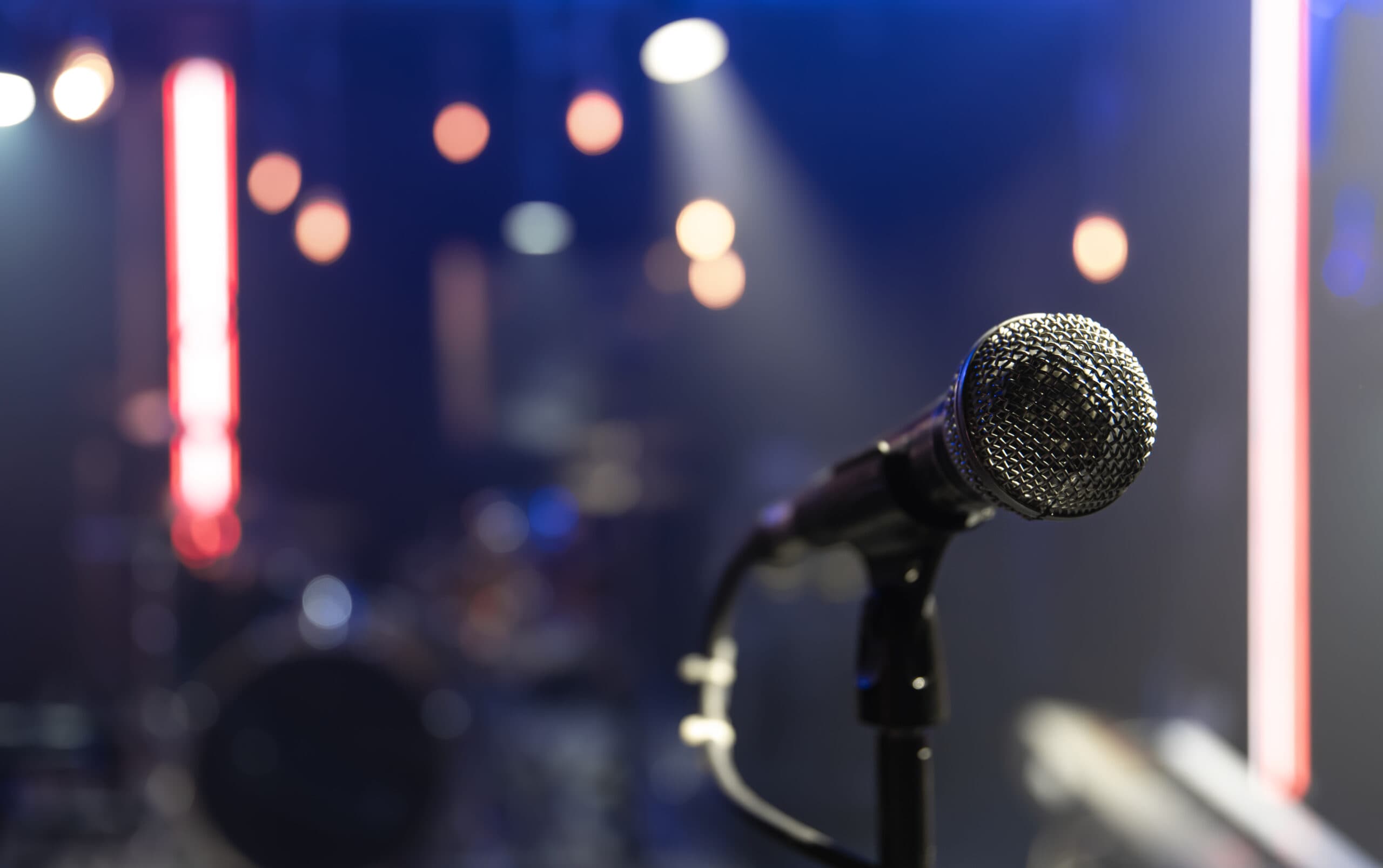 downtownwpb.com Karaoke Night at Duffy's, West Palm Beach